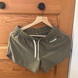 Vuori shorts in sage green in size small